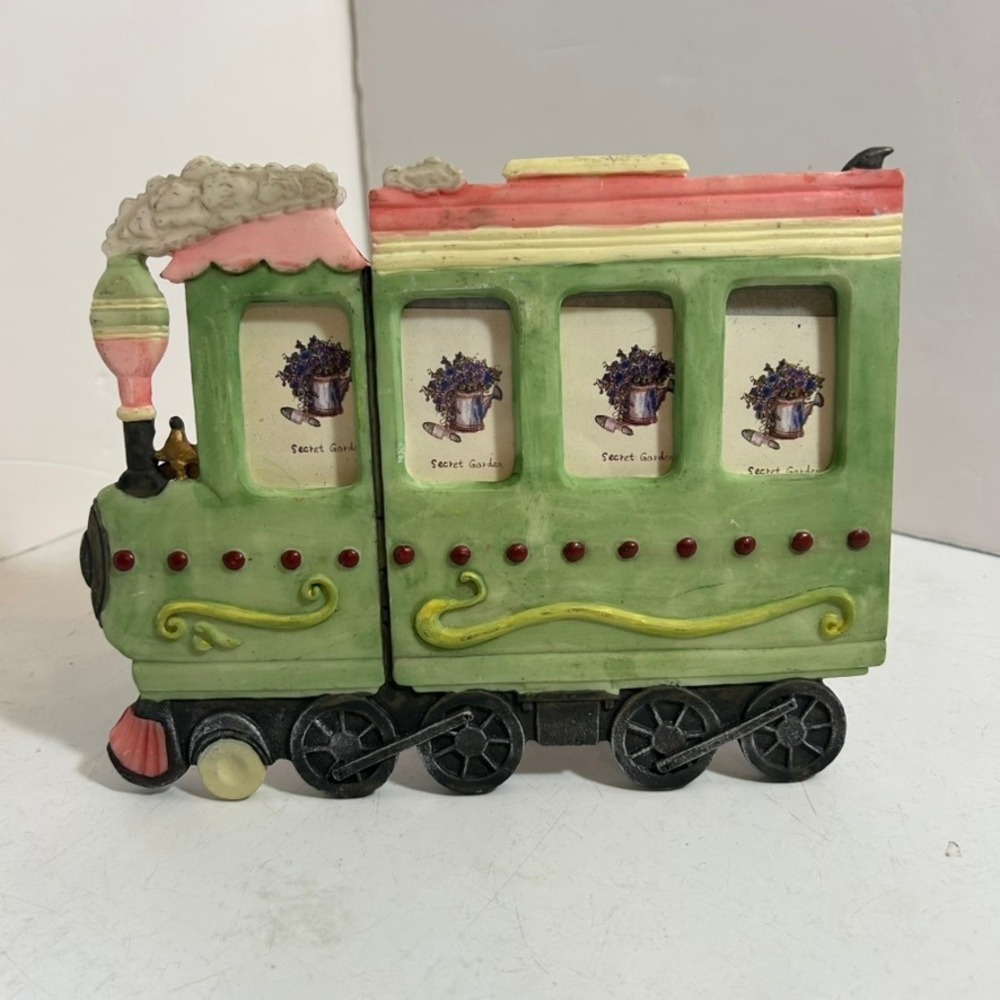 Vintage Style Train Locomotive Resin Photo Frame 4 Openings Green Pink 2054MN